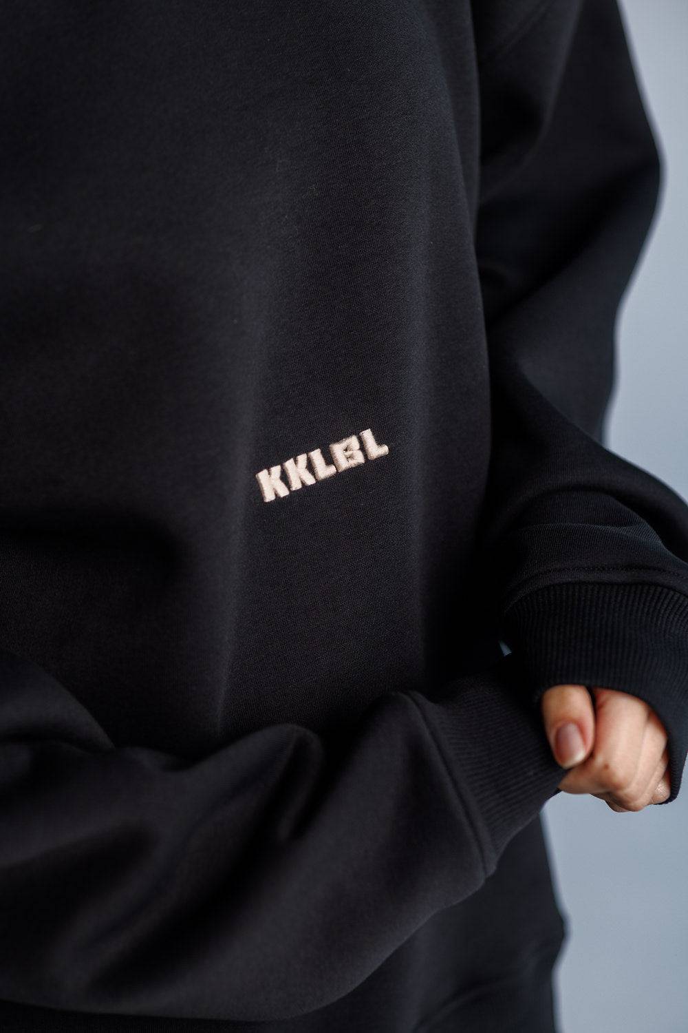 Karo Kauer Sweater Sold Out Black Weihnachtsangebot