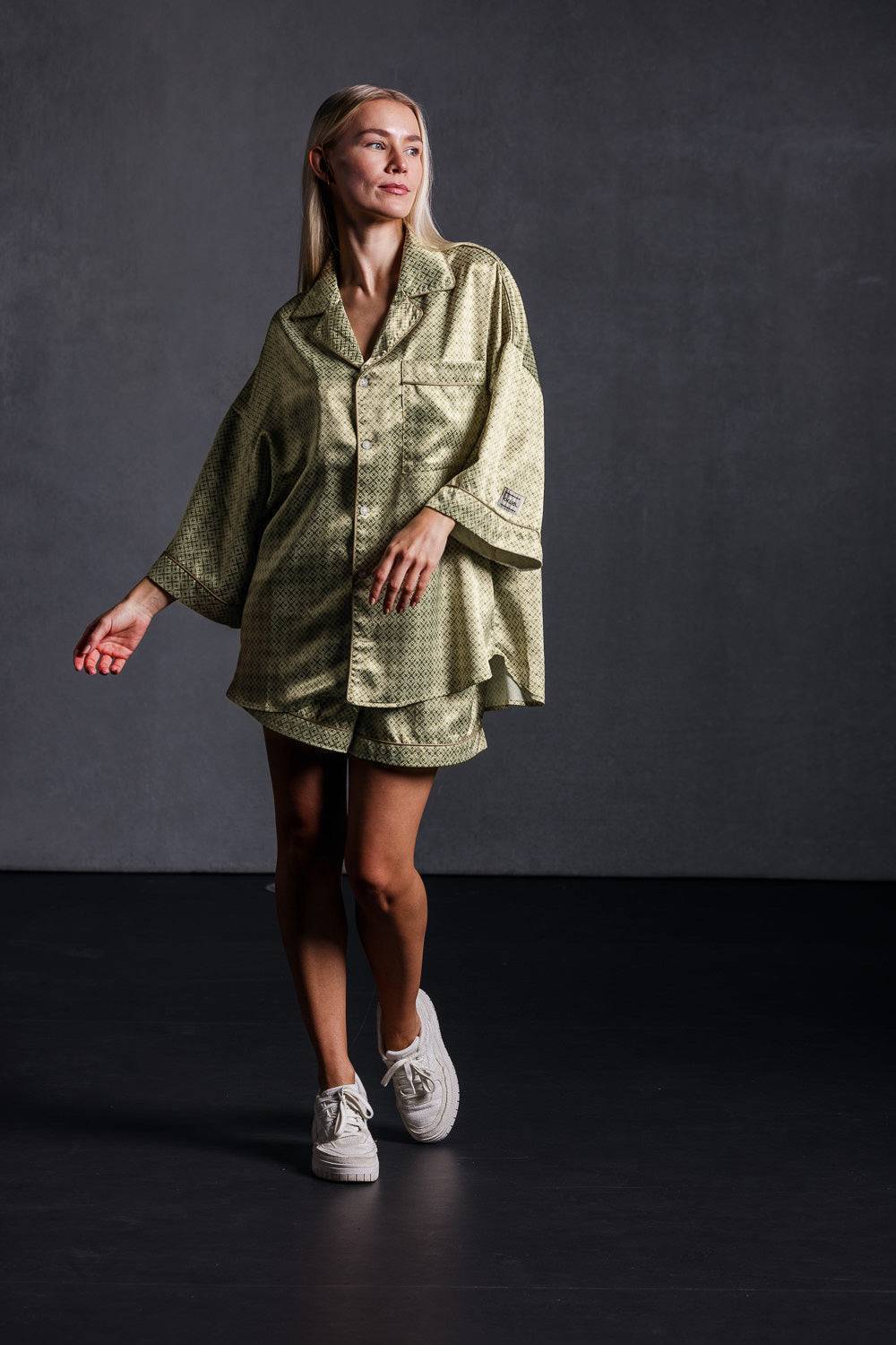 Karo Kauer Retro Shirt Khaki Bestseller