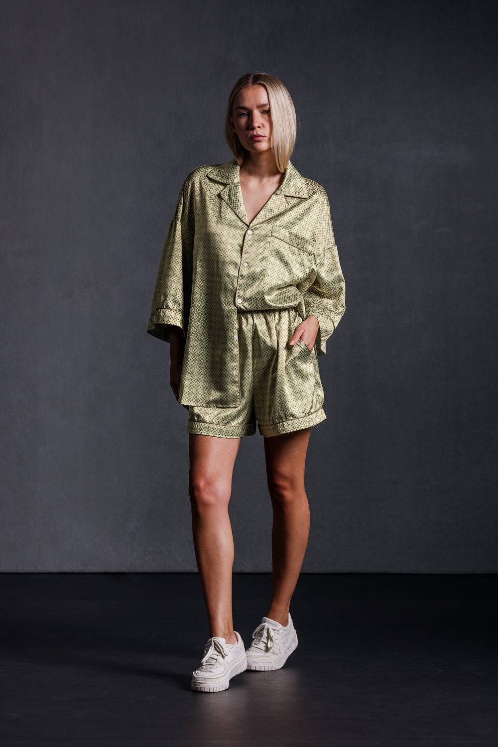 Karo Kauer Retro Shorts Khaki Sonderangebot der Fabrik