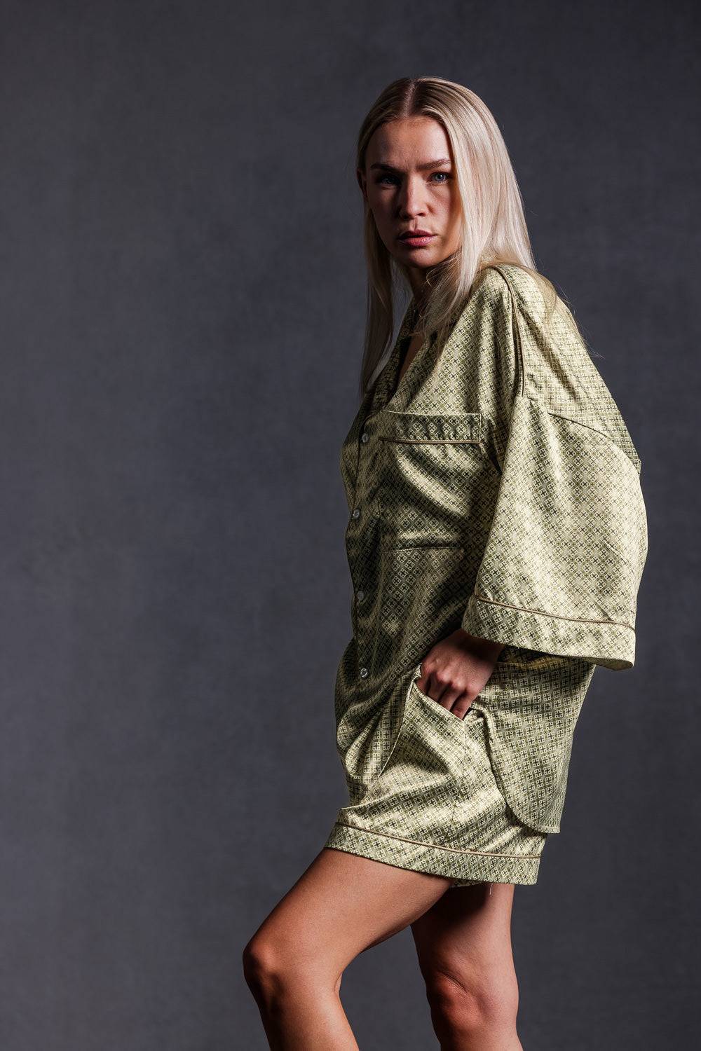 Karo Kauer Retro Shorts Khaki Sonderangebot der Fabrik