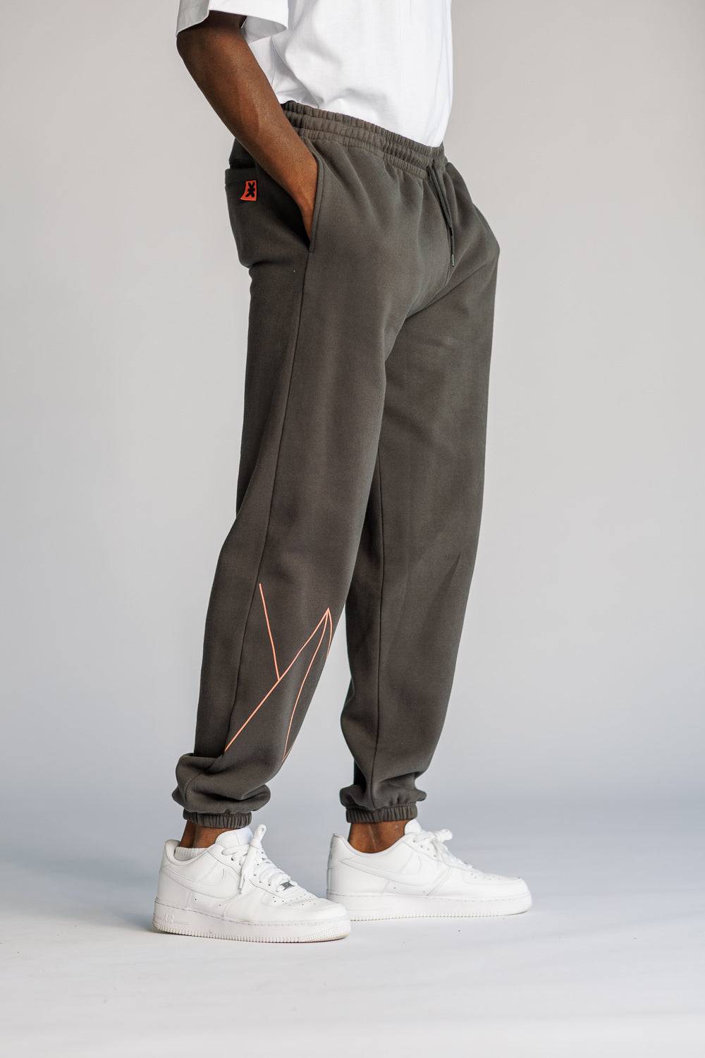 Karo Kauer Jogger Pants Graphit Begrenzt auf 3 Tage
