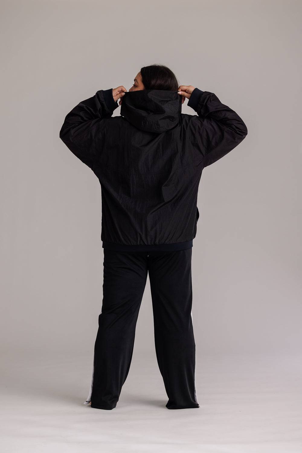 Karo Kauer Windbreaker Black JETZT KAUFEN