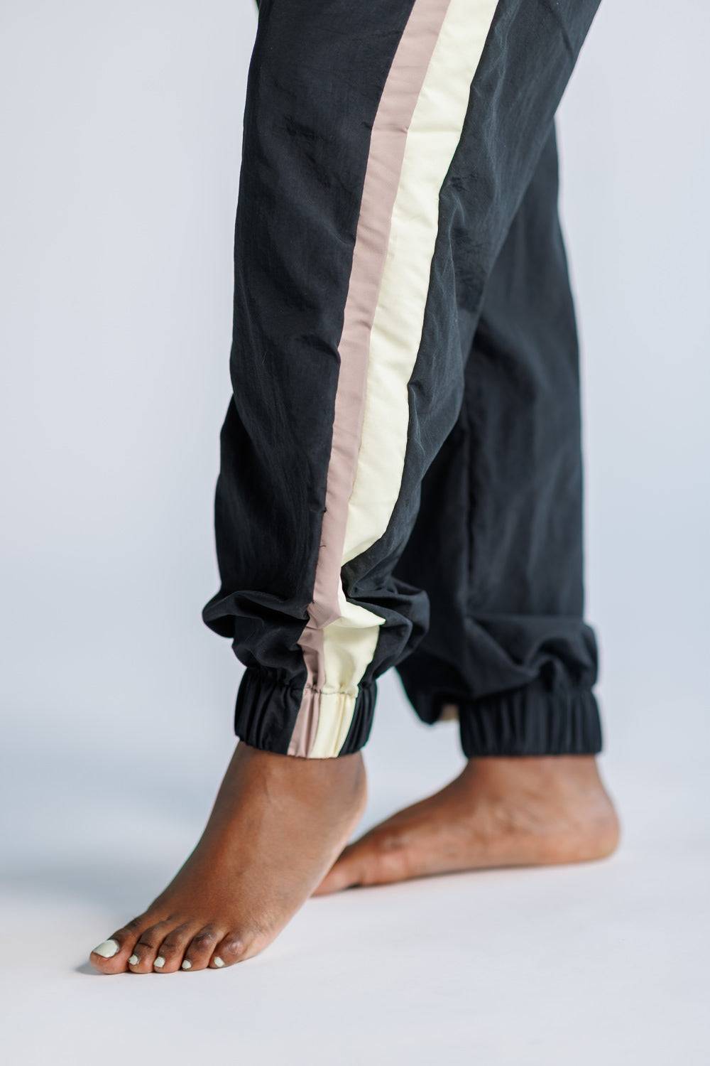Karo Kauer Trackpants Black Versandkostenfrei