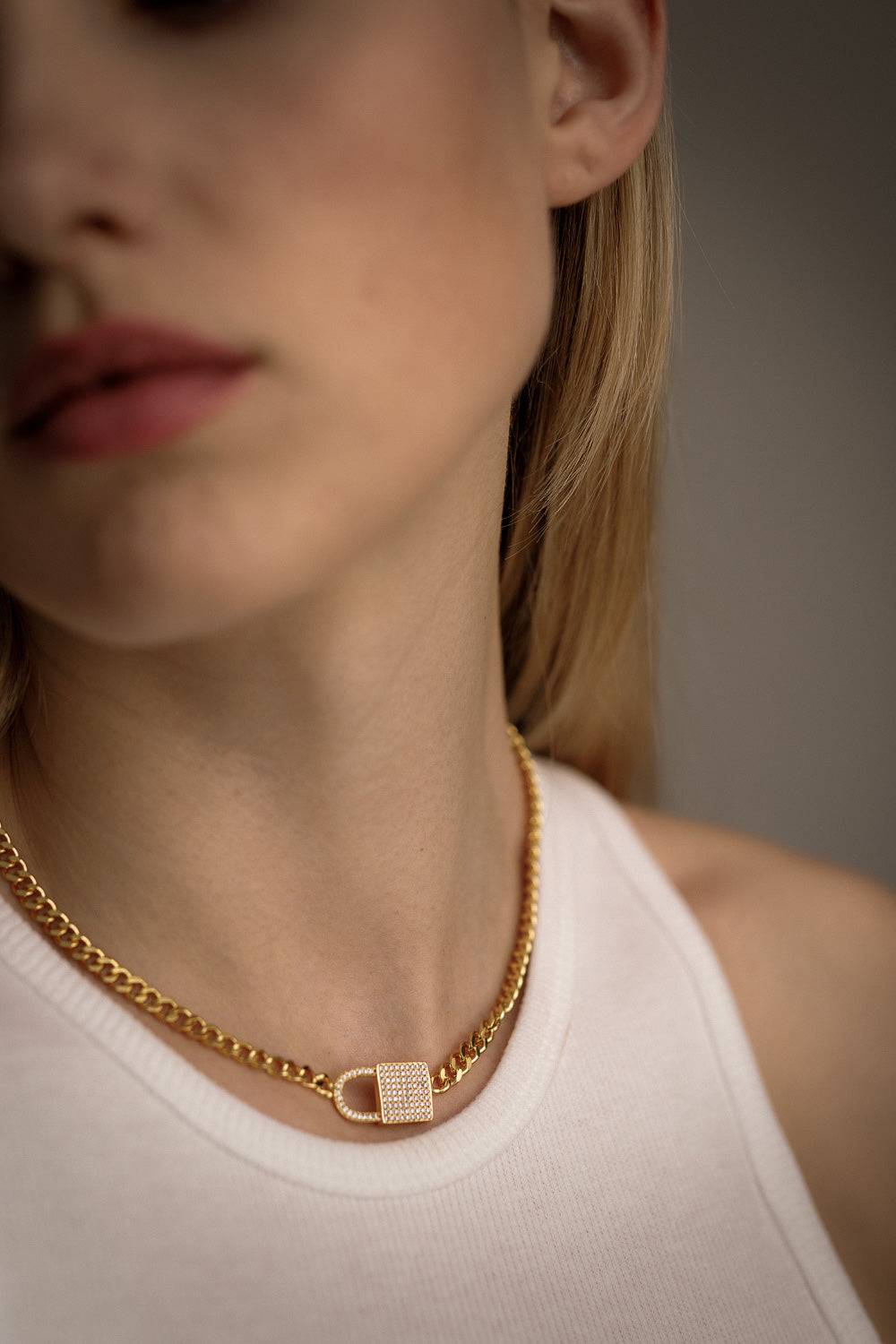 Karo Kauer Chain Lock Gold Osterangebot