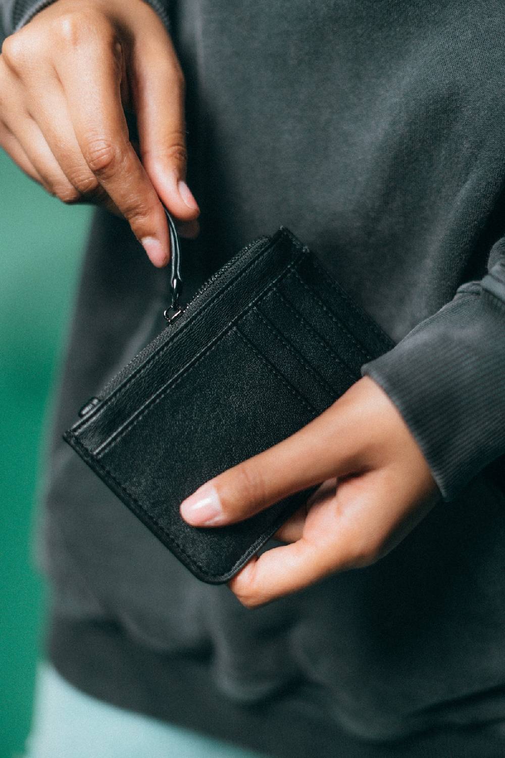Karo Kauer Purse Logo Kauf eins, bekomm eins gratis
