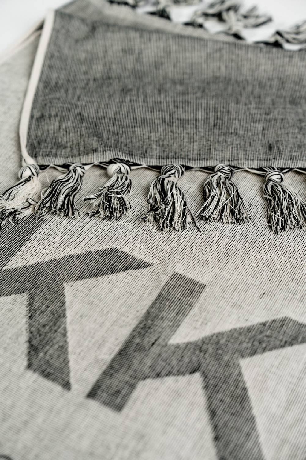 Karo Kauer Beach Towel Grey KKLBL Letzte 2 Tage