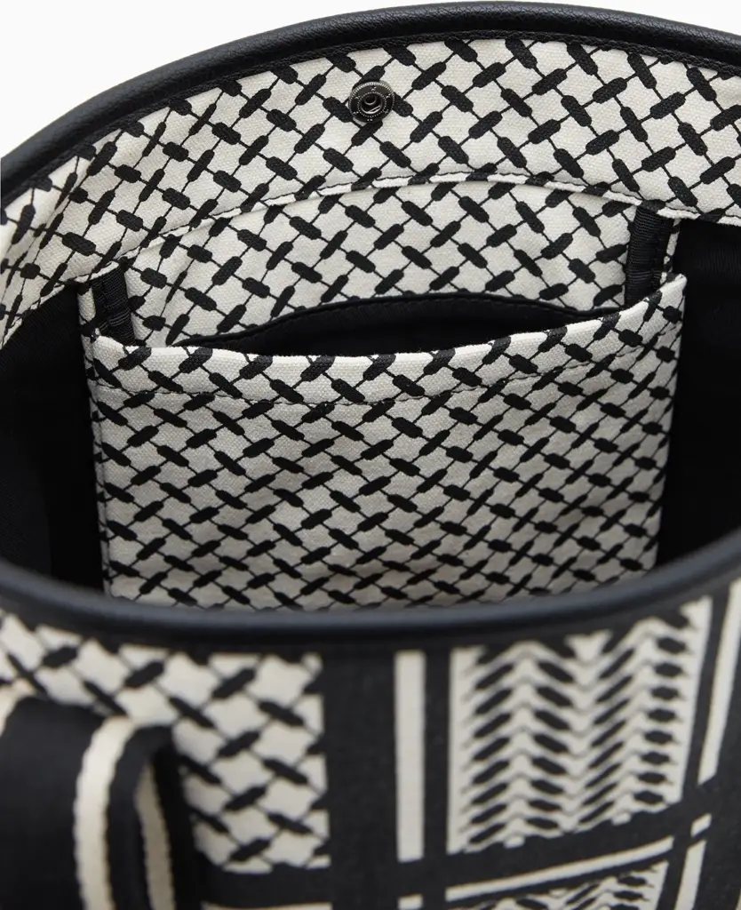 Lala Berlin Tote Carmela 2.0 canvas heritage stripe black Lagerräumung