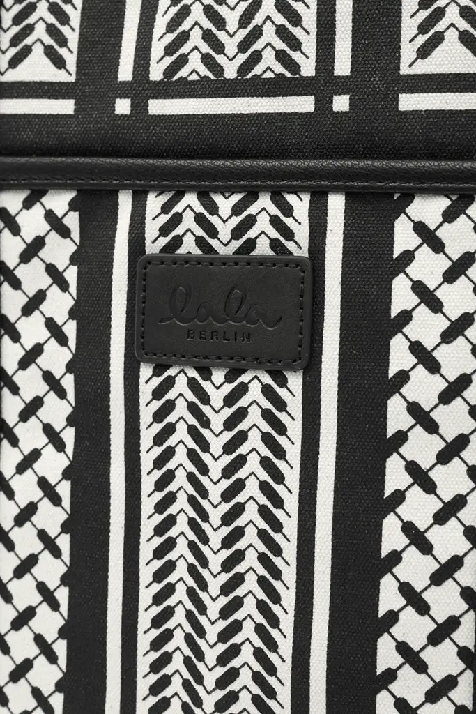 Lala Berlin Tote Carmela 2.0 canvas heritage stripe black Lagerräumung