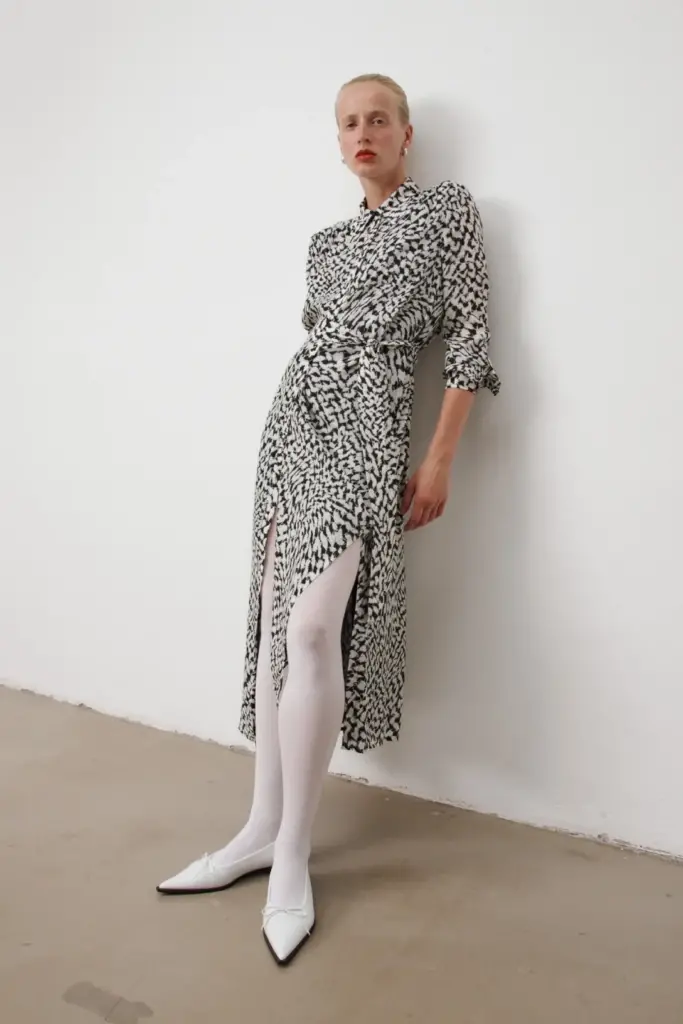 Lala Berlin Dress Deerja viscose/silk blend swoosh heritage Neuheiten