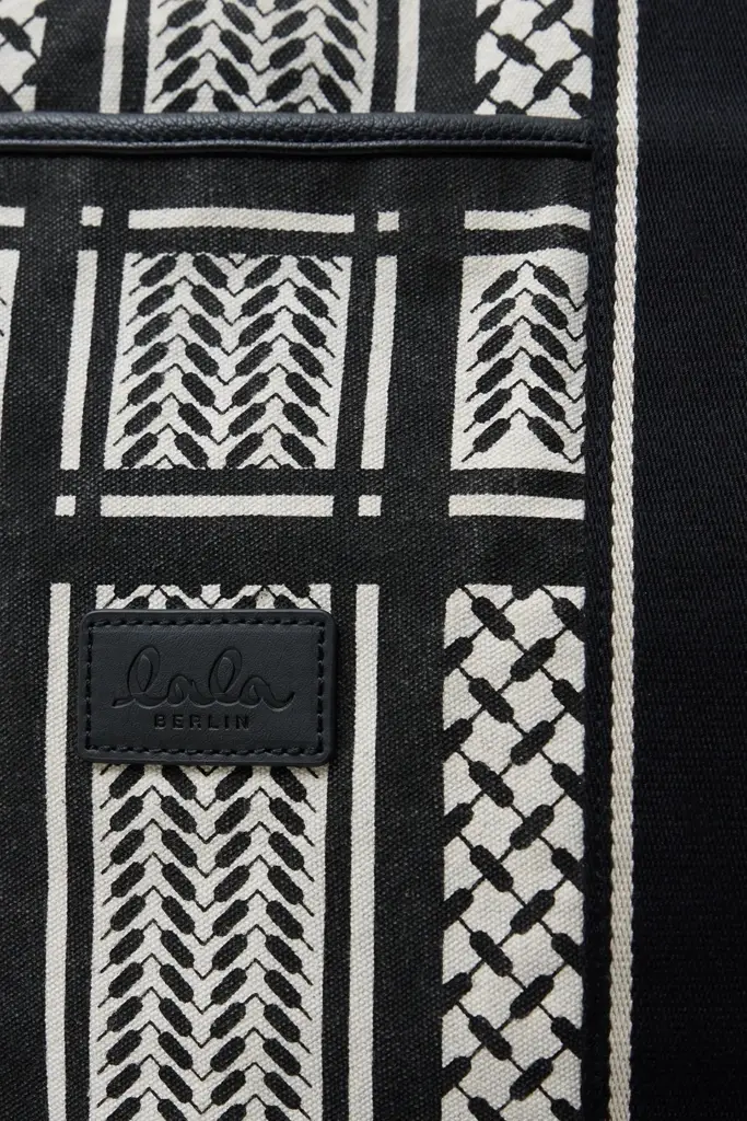 Lala Berlin East West Tote Merge canvas heritage stripe black Bestseller