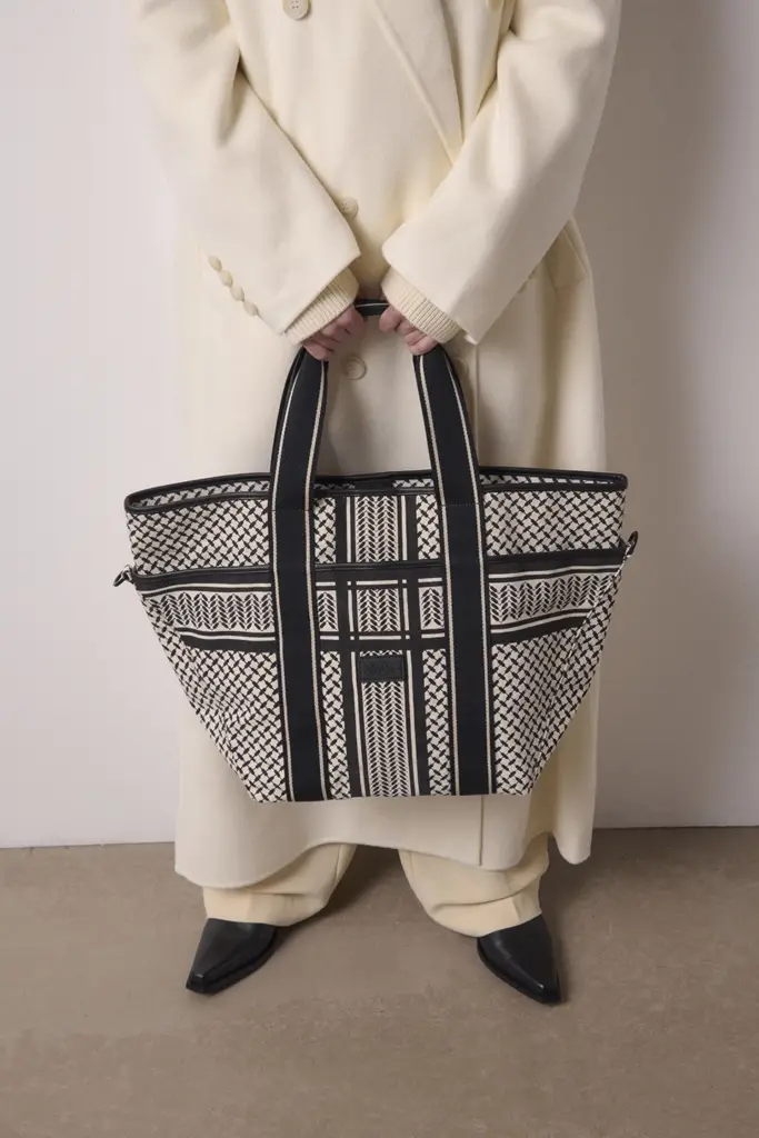 Lala Berlin East West Tote Merge canvas heritage stripe black Bestseller