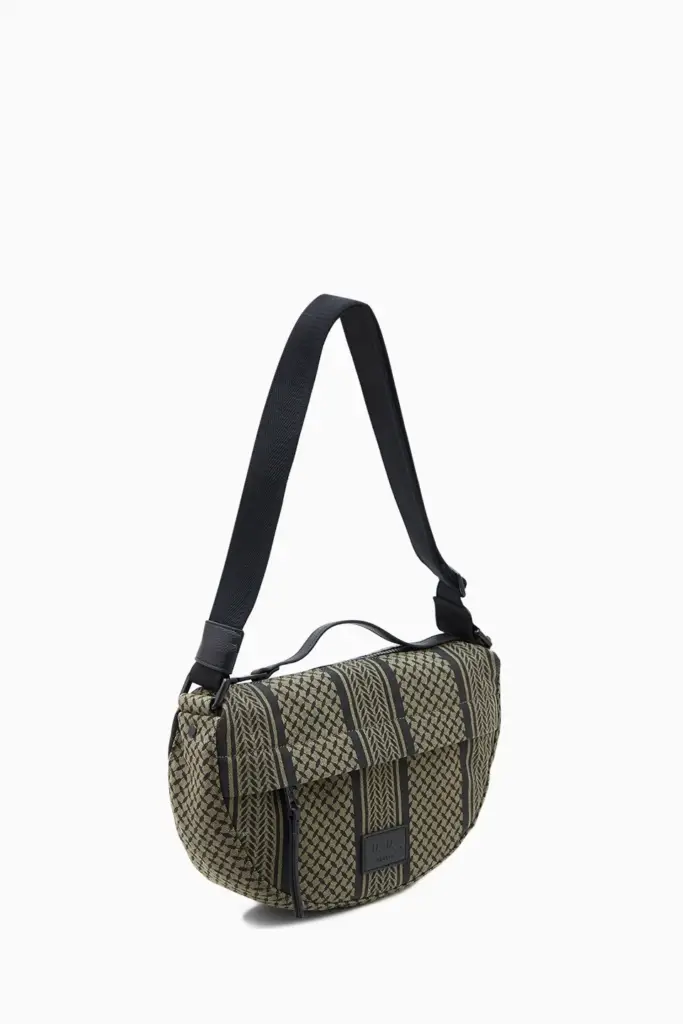 Lala Berlin Crossbody Melly canvas olive/black Wochenangebot