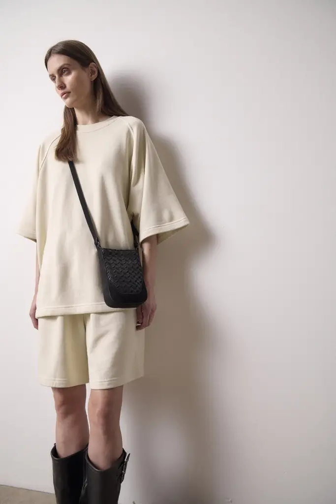 Lala Berlin Flat Crossbody Milwa grainy vegan leather black Begrenzte Freigabe