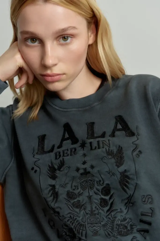 Lala Berlin Sweatshirt Ipali cotton love never fails black Saisonschlussverkauf