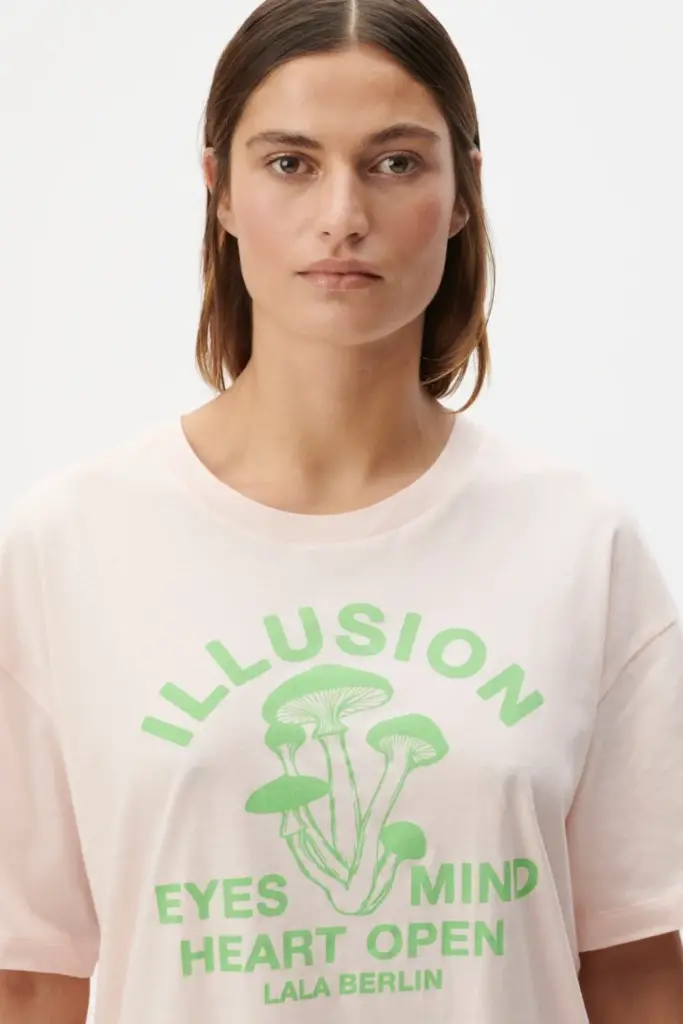 Lala Berlin T-Shirt Celia cotton illusion sea shell Kostenloser Versand international
