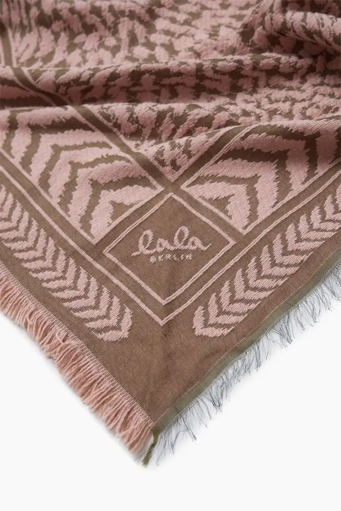 Lala Berlin Triangle Anmye wool mix powder/pink Im Verkauf