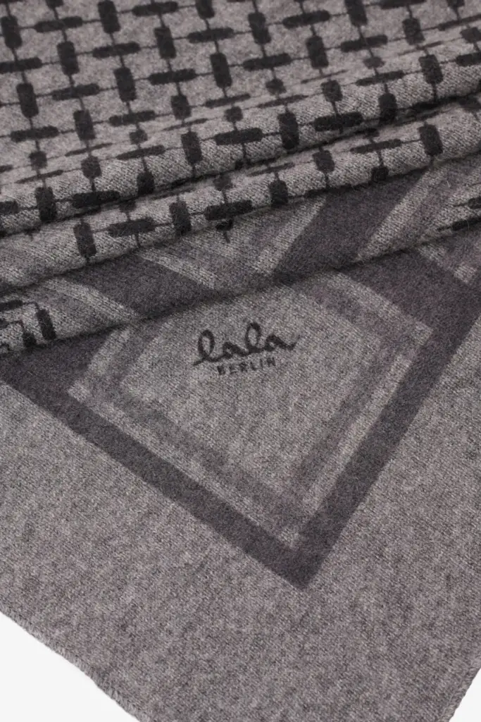 Lala Berlin Triangle Trinity Classic M cashmere lubecca dark grey melange im Angebot
