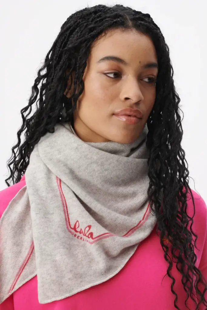 Lala Berlin Triangle Solid cashmere dragonfruit shades Begrenztes Angebot