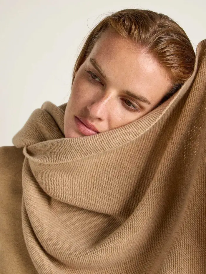 Lanius Strickschal Auslauf