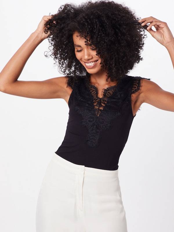 PIECES Top 'Ilu' in Black Bestseller