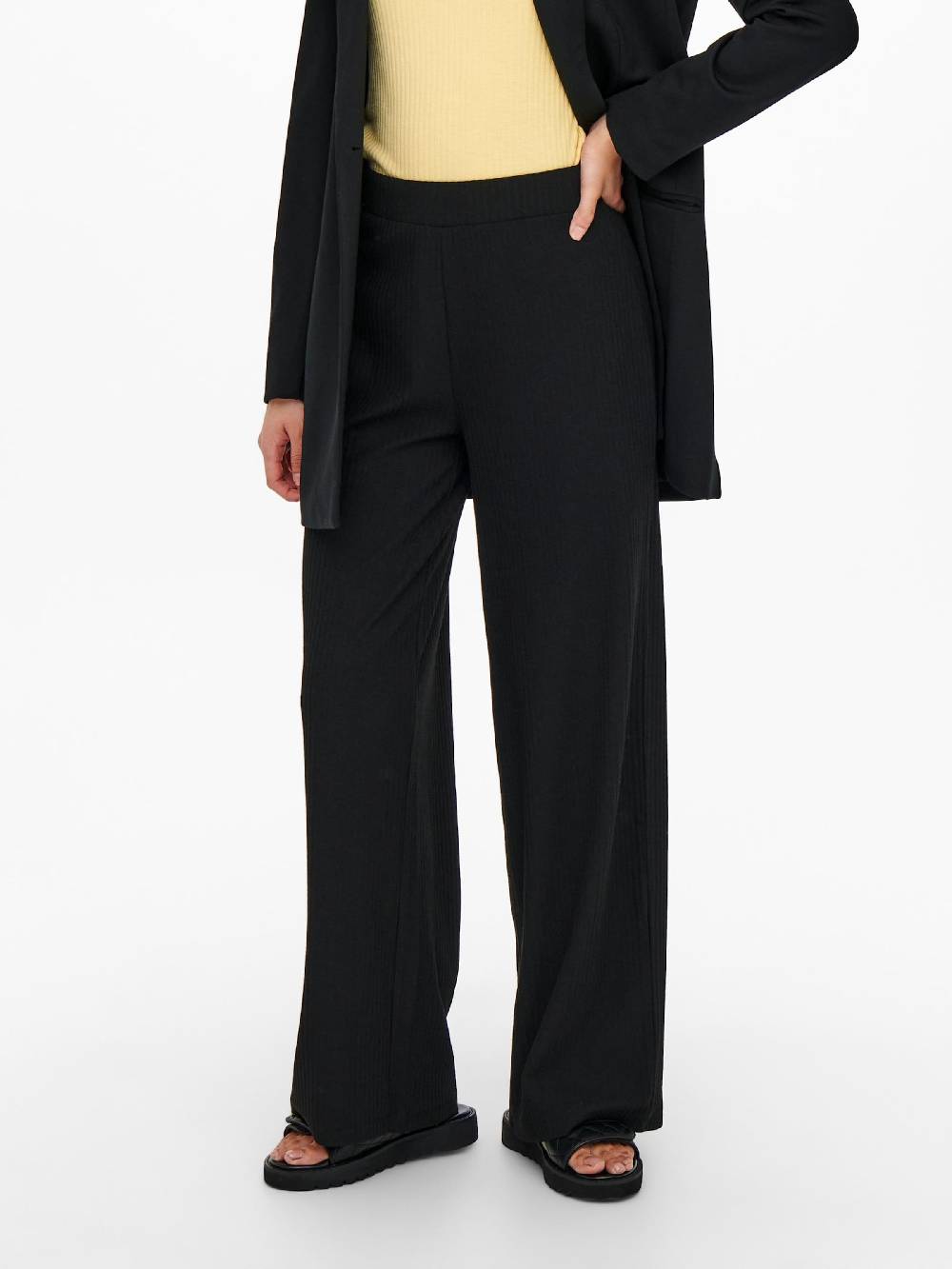 ONLY Wide leg Pants 'ONLNella' in Black Neueste Stile