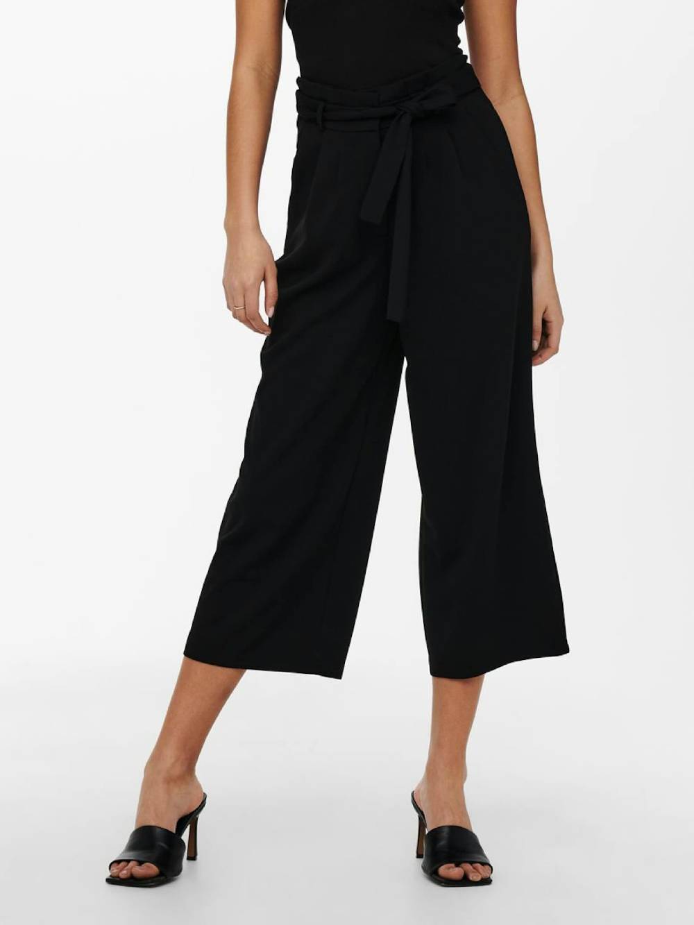 JDY Wide leg Pleat-Front Pants in Black Zeitbegrenzte Promotion
