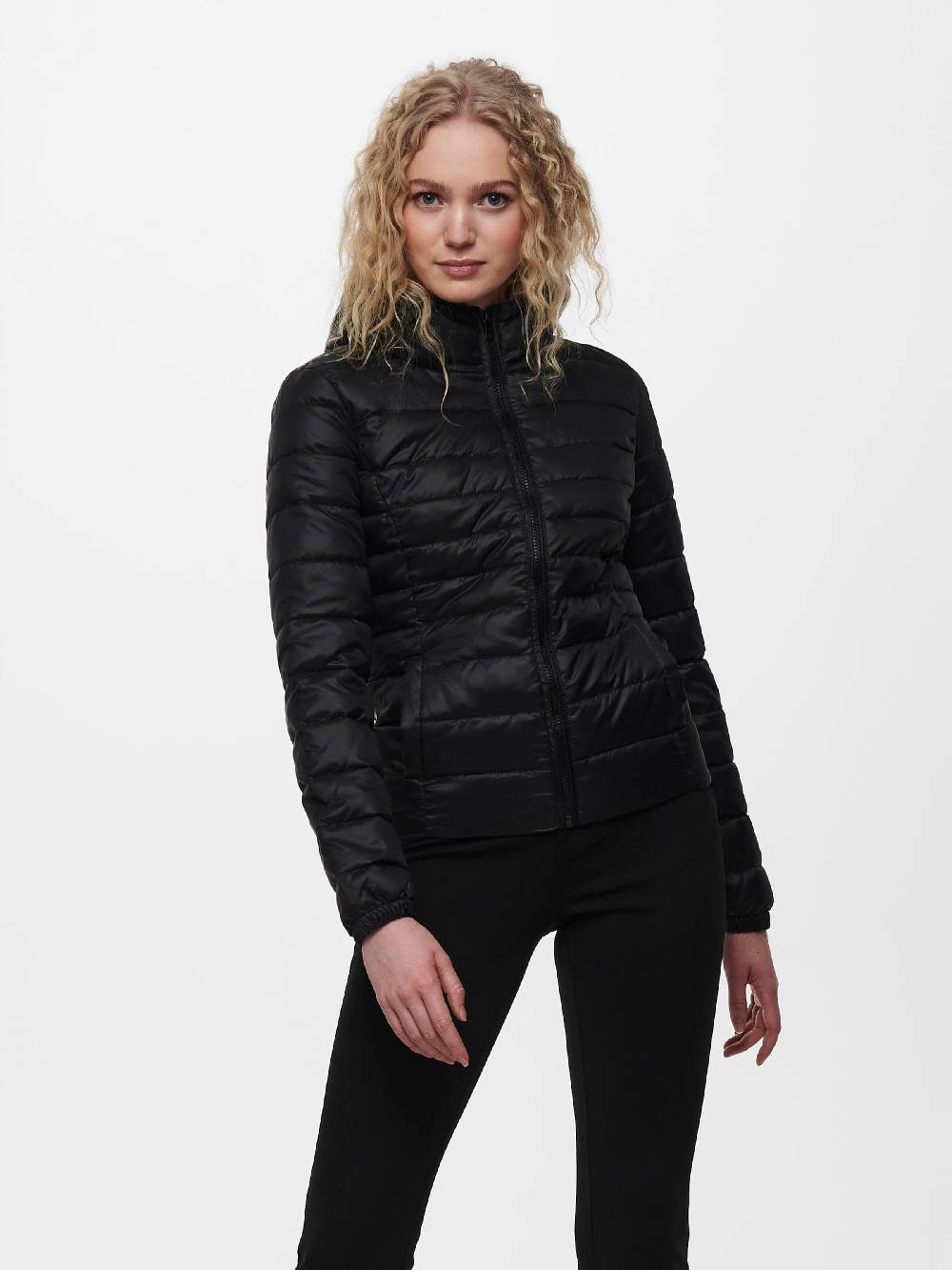 ONLY Between-Season Jacket 'ONLTahoe' in Black zollfrei