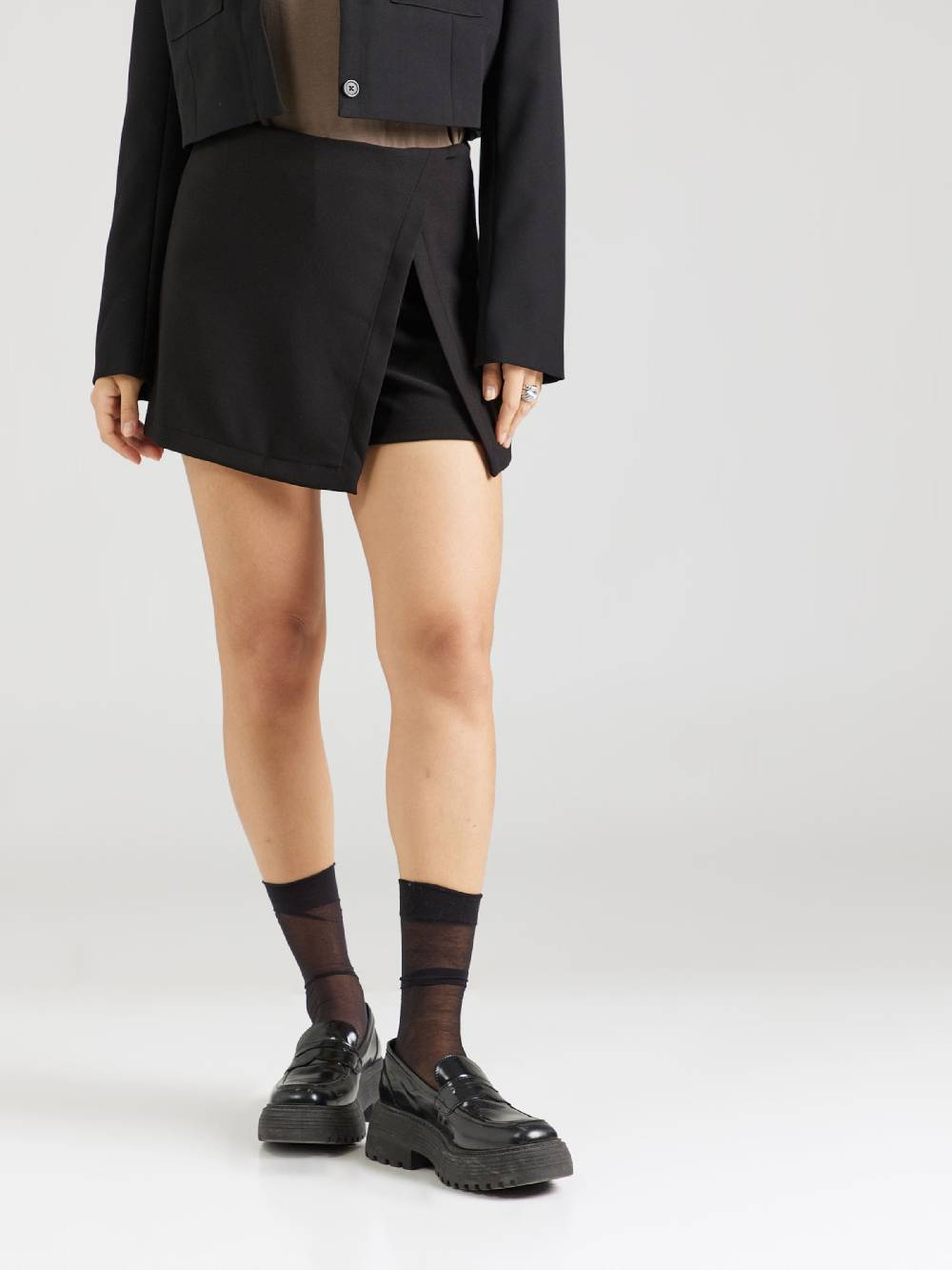 ABOUT YOU Skirt 'Elea' in Black Sonderangebote