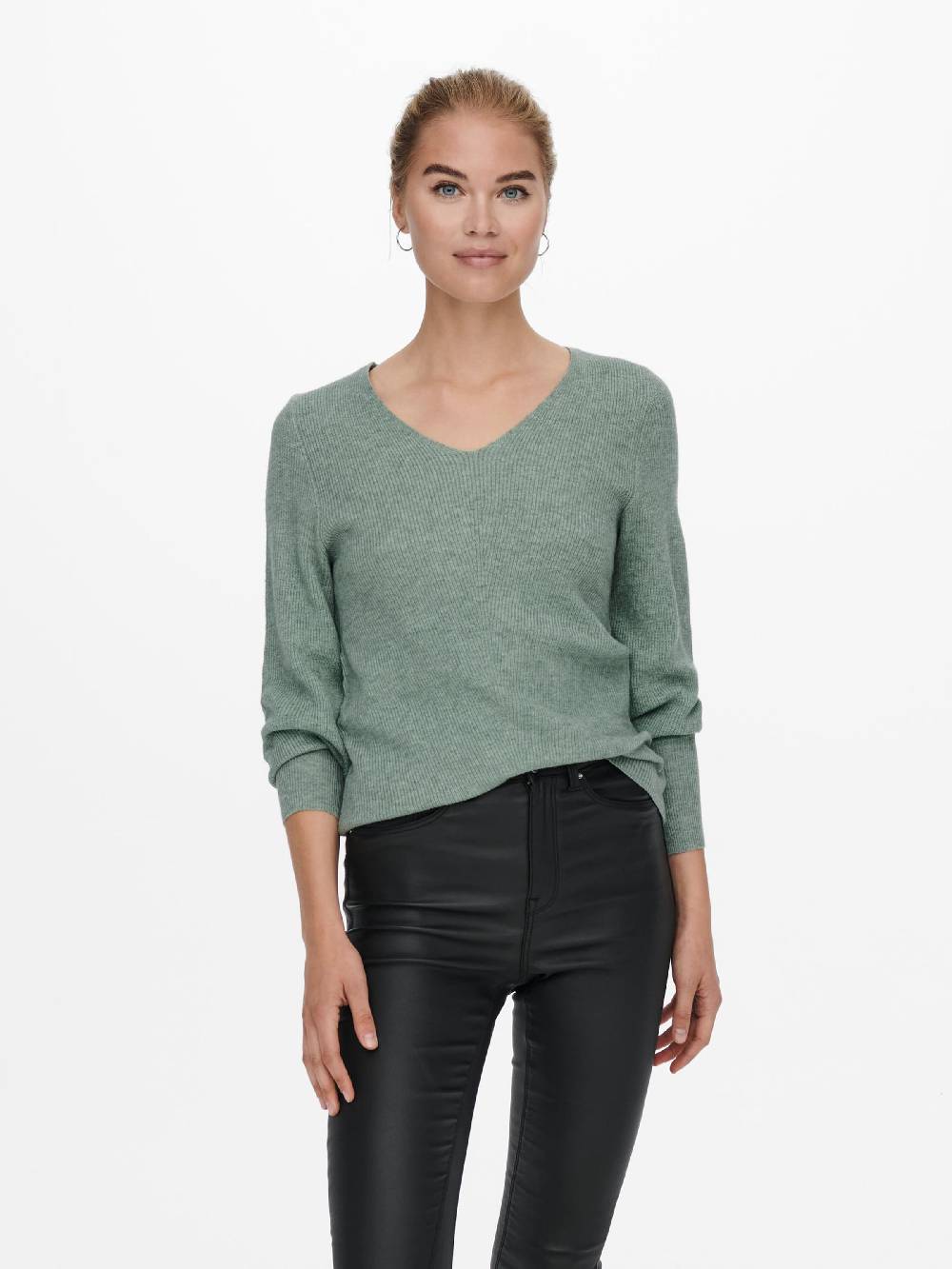 ONLY Sweater 'ONLAtia' in Jade Rabatte dieses Monats