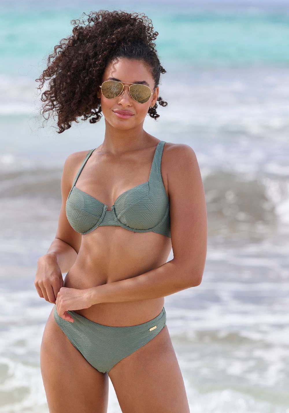SUNSEEKER T-shirt Bikini Top in Green Fabrikverkauf
