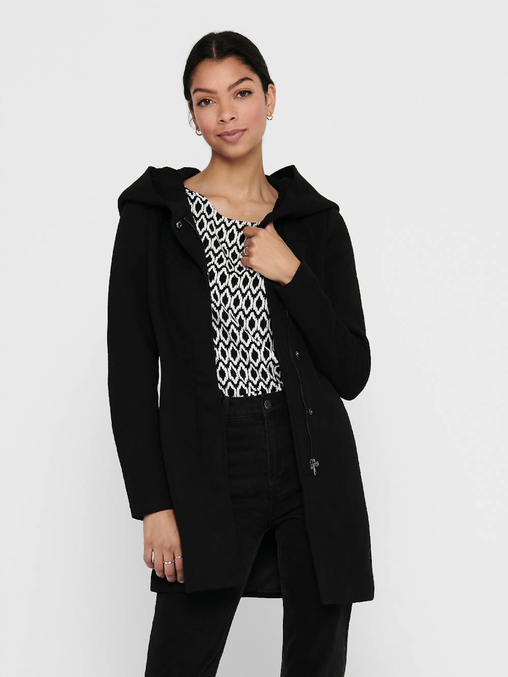 ONLY Between-Seasons Coat 'ONLSedona' in Black VIP-Rabatte