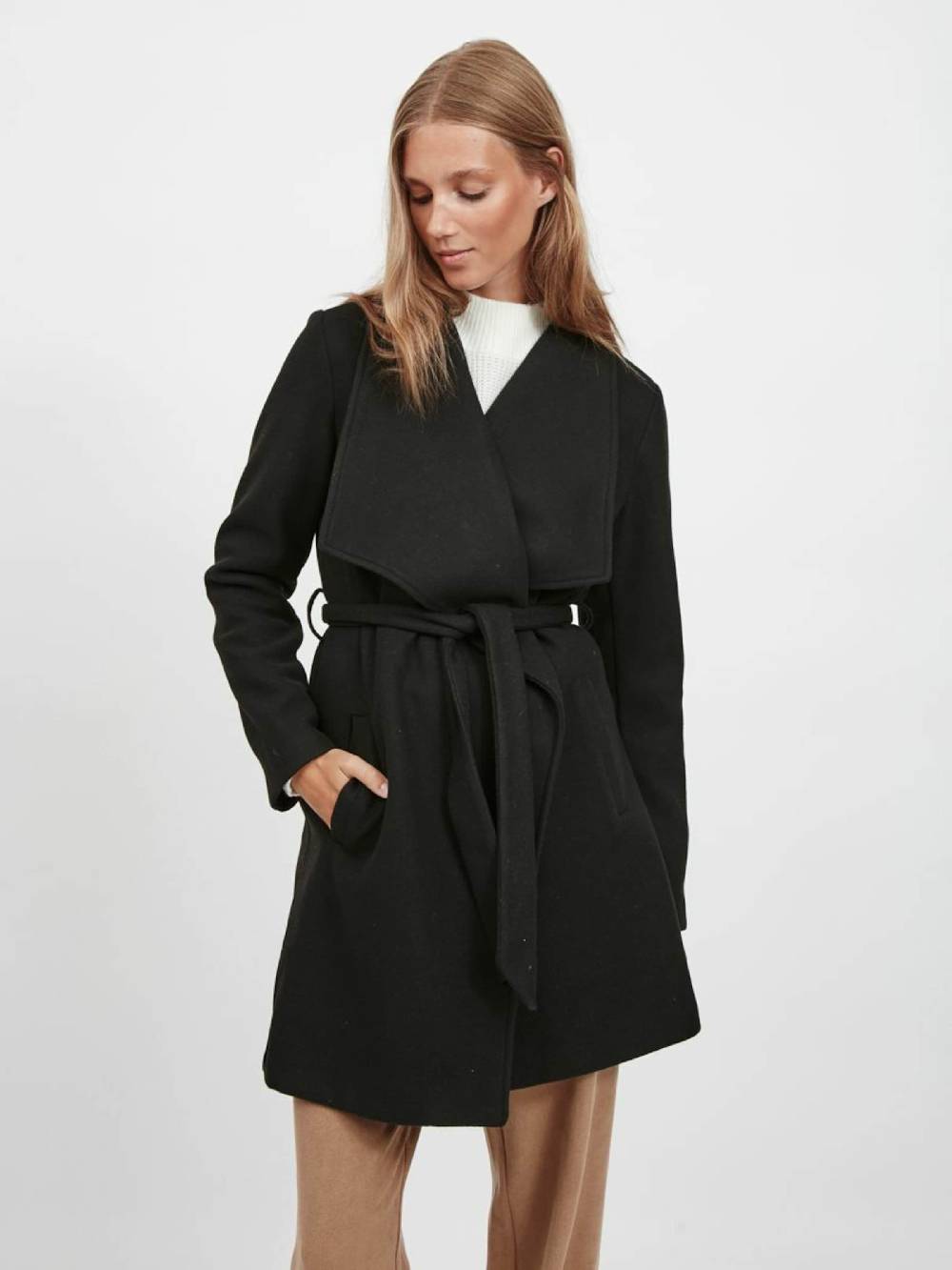 VILA Between-Seasons Coat 'Cooley' in Black Bis zu 50% Rabatt