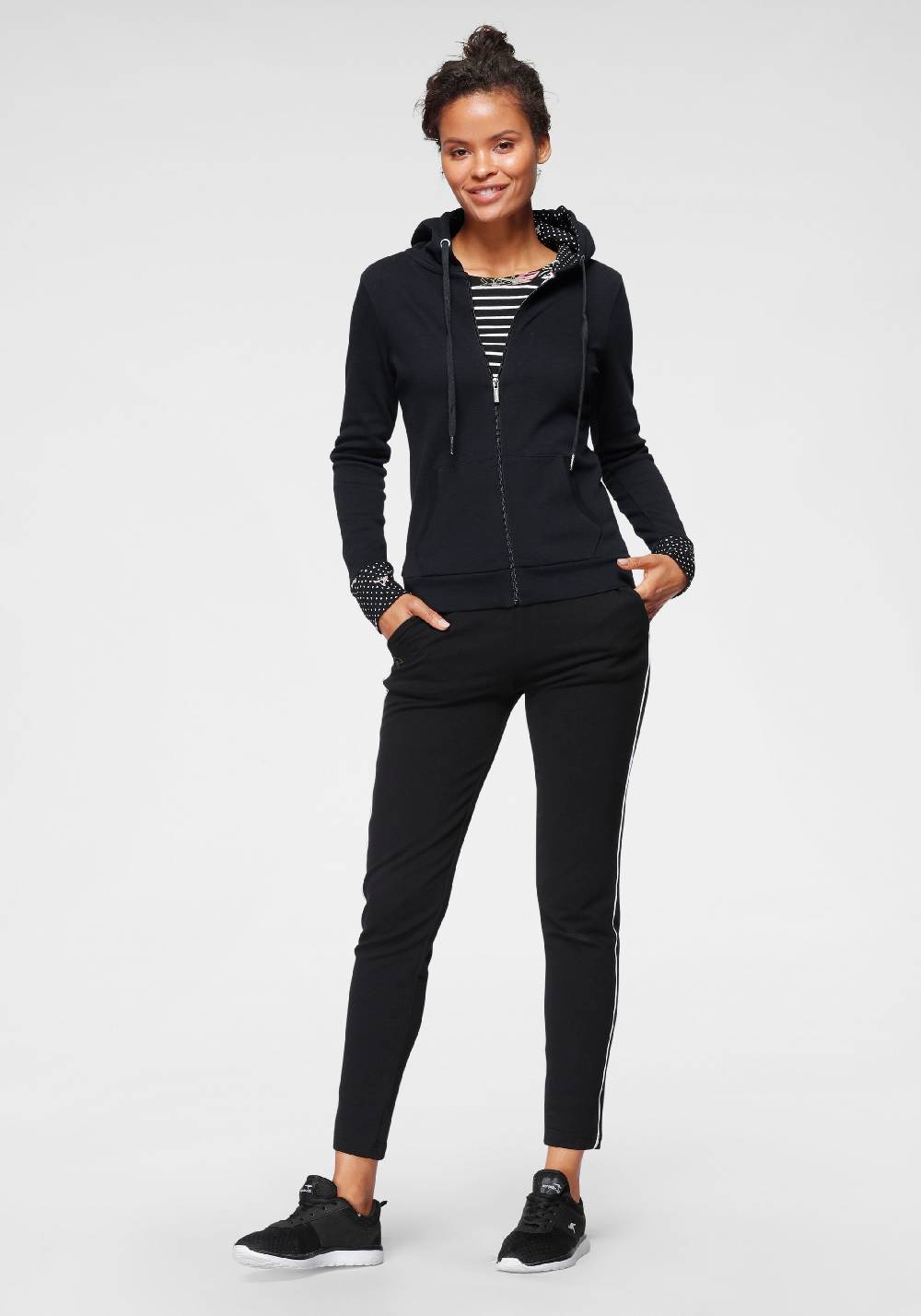 KangaROOS Zip-Up Hoodie in Dark Blue Rabatt