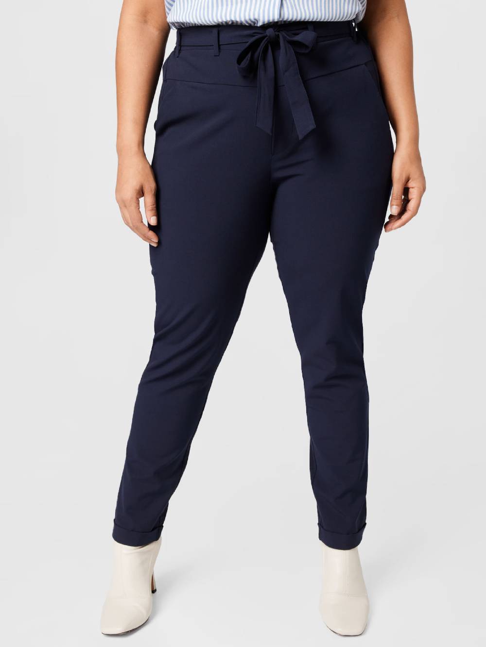 KAFFE CURVE Regular Pants 'Jia' in Ultramarine Blue Auslauf