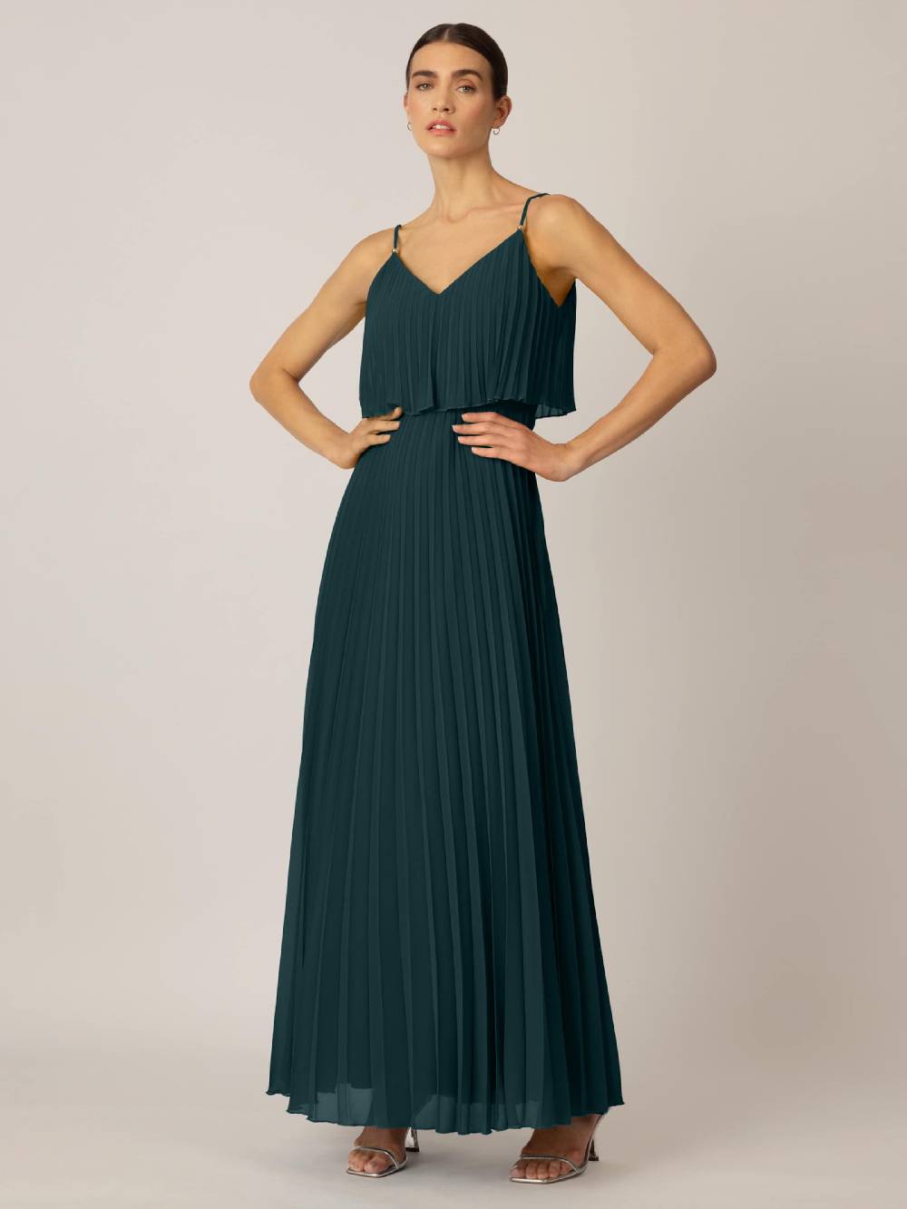 APART Evening Dress in Green Auslauf