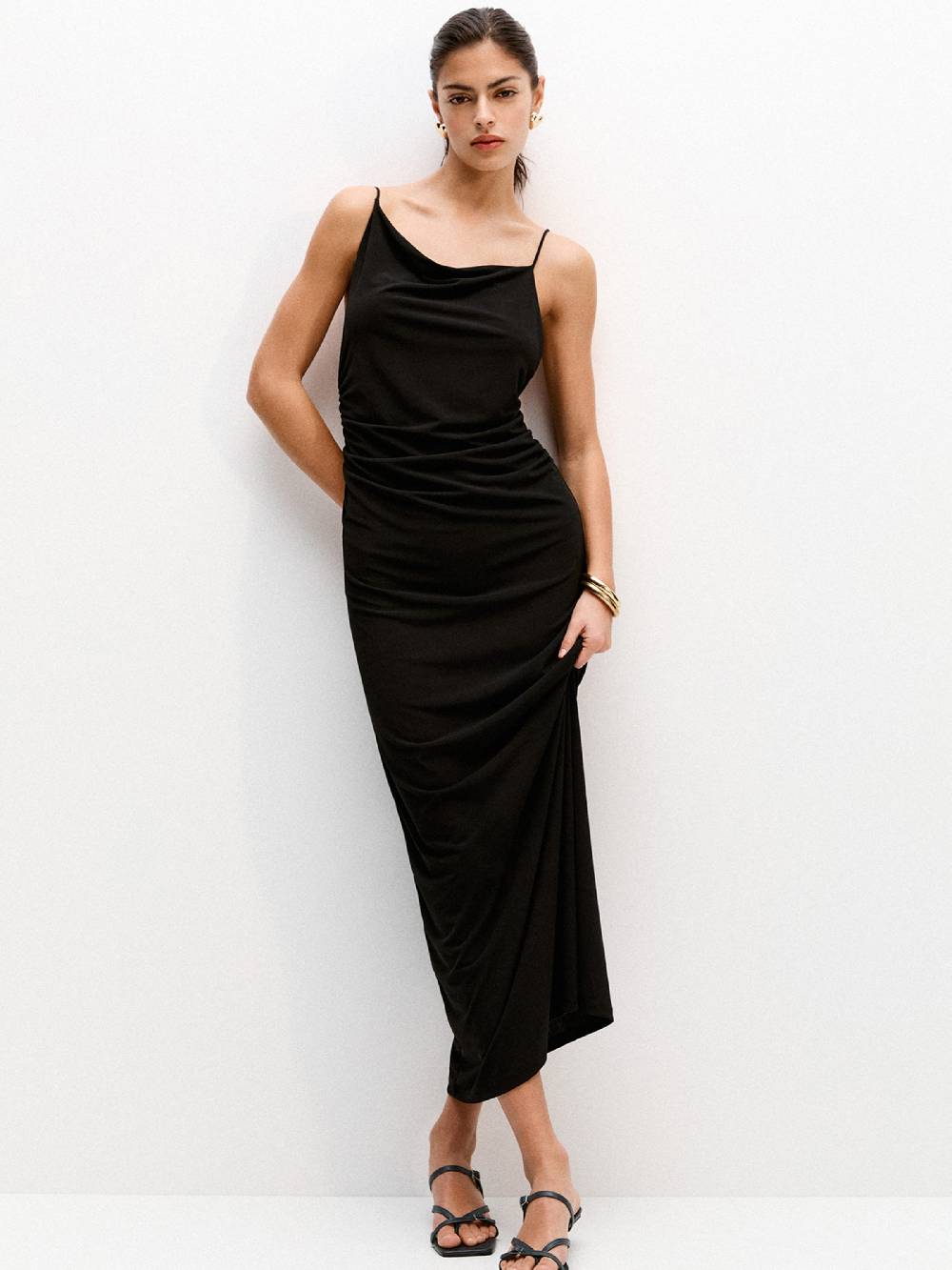Pull&Bear Evening Dress in Black Günstiger Verkauf