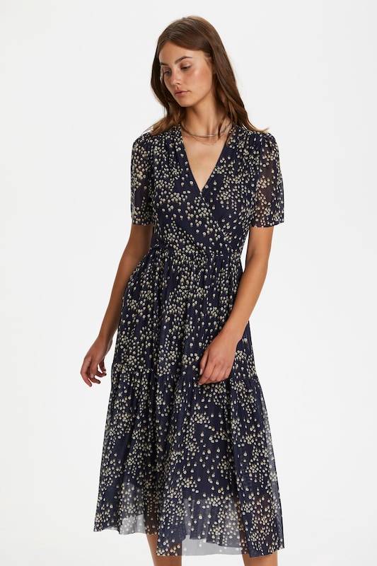 SOAKED IN LUXURY Dress 'Aldora' in Night Blue Exklusivangebot