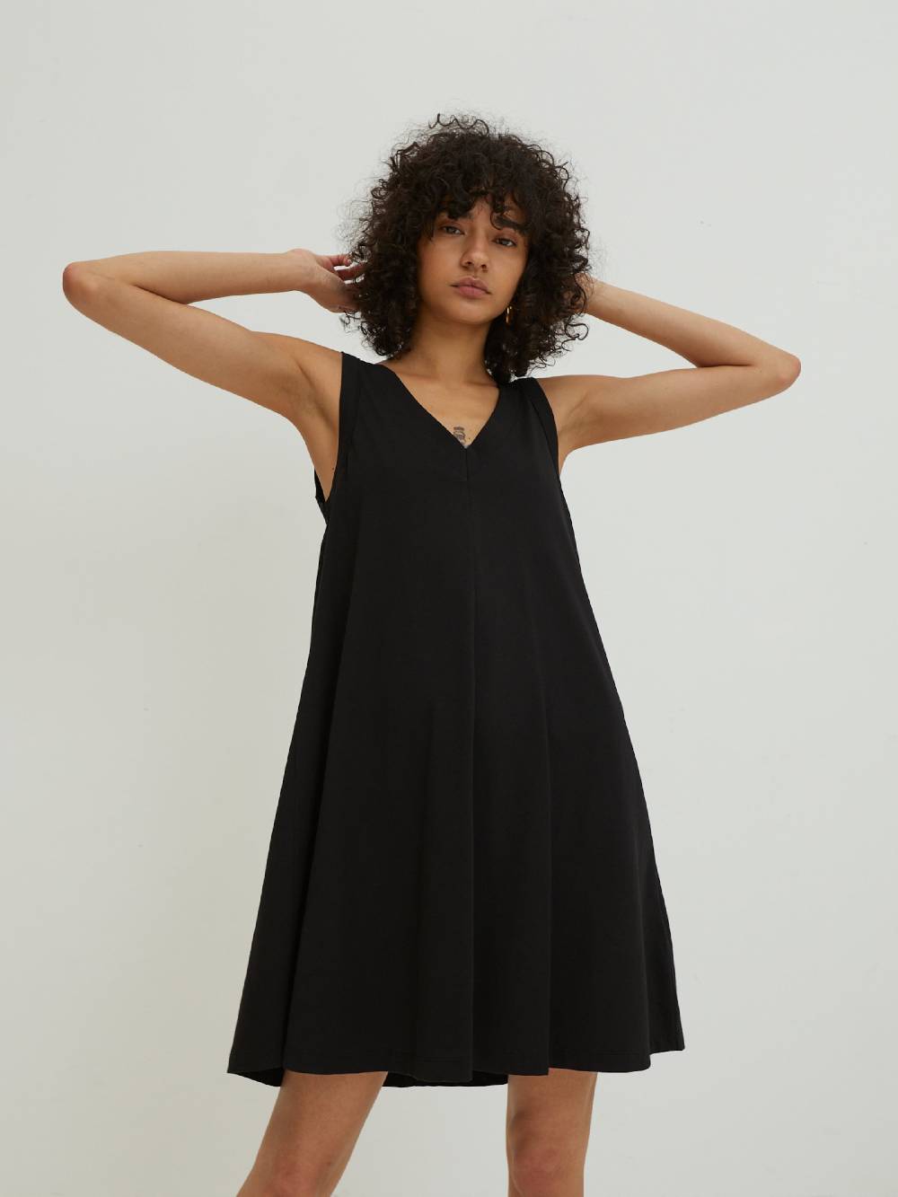 EDITED Dress 'Kenia' in Black Vierteljährliche Förderung