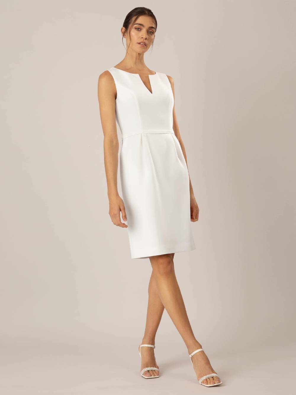 APART Sheath Dress in Cream Rabatt