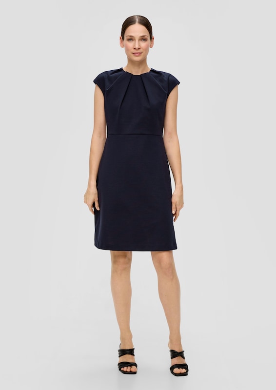 s.Oliver BLACK LABEL Sheath Dress in Navy Vatertagsangebot