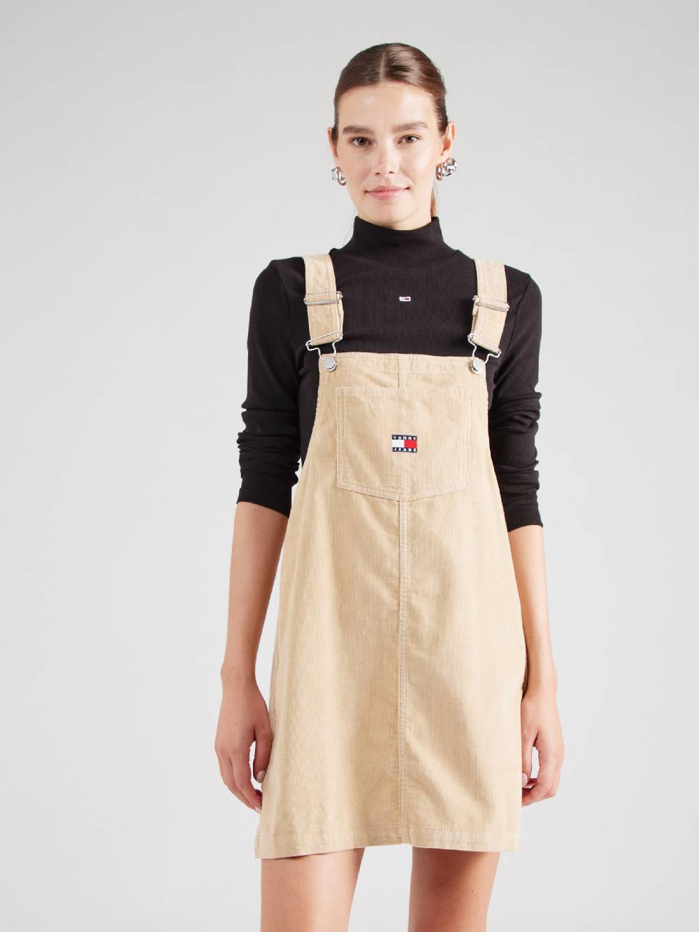 Tommy Jeans Overall Skirt in Sand Preisnachlass
