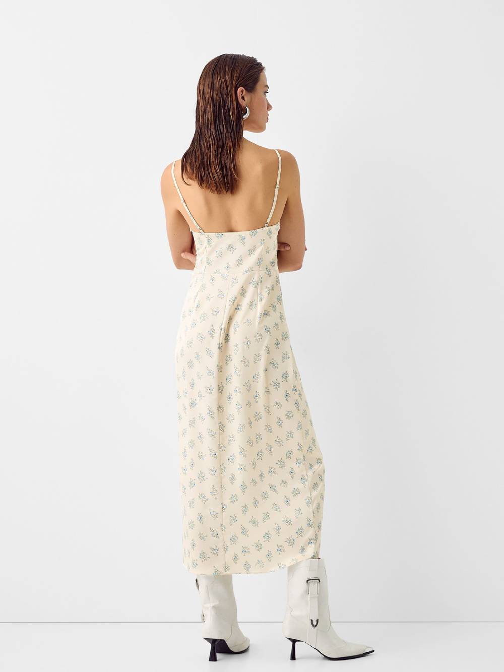 Bershka Summer Dress in Cream Sonderangebot