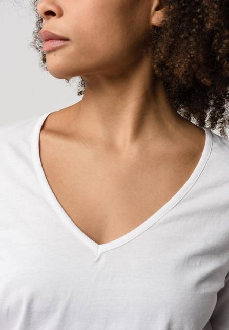 Melawear V-Neck T-Shirt LALI Bundle Neueste Stile