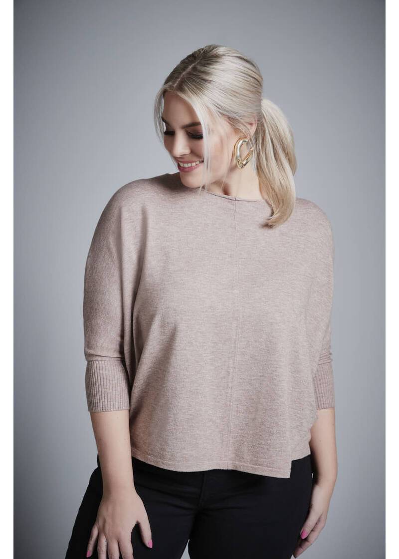 ROCK YOUR CURVES by Angelina Strickshirt in taupeArtikelnummer RYC-LCAK-0646-102 Kauf eins, bekomm eins gratis