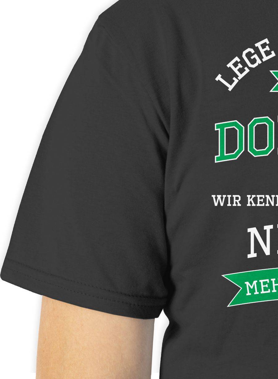 Shirtracer Lege dich niemals mit einem Dorfkind an: T-Shirt Turnbeutel Shirtracer Im Verkauf