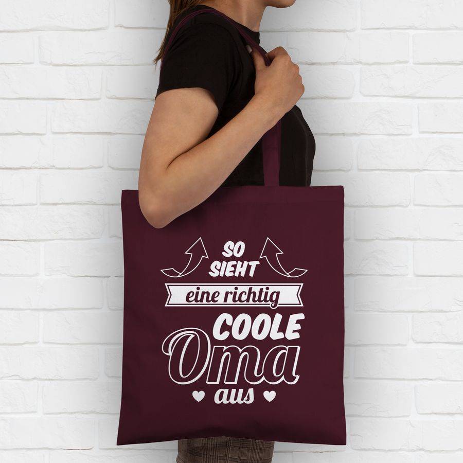 Shirtracer So sieht eine richtig coole Oma aus Pfeile Shirts & Mehr Shirtracer Nur für heute